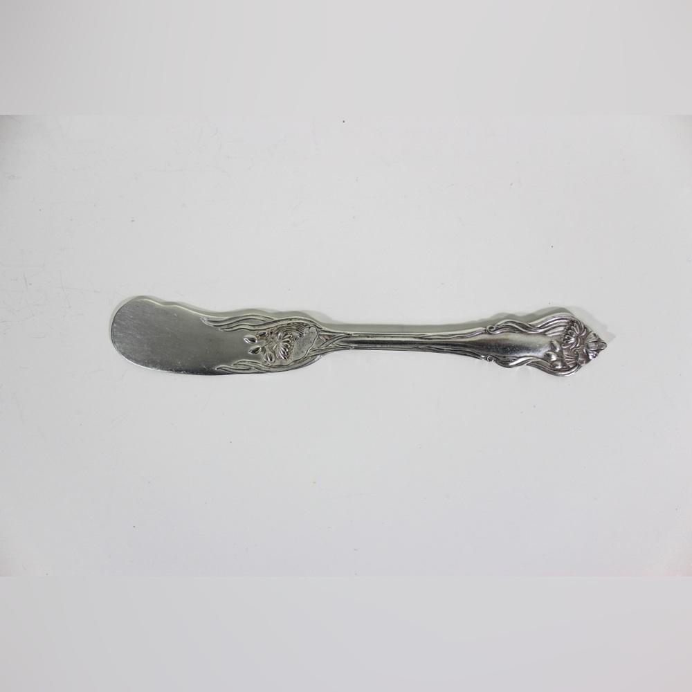 Art Nouveau Butter Spreader Knife Vintage Silver Plated Small, Antique Cocktail
